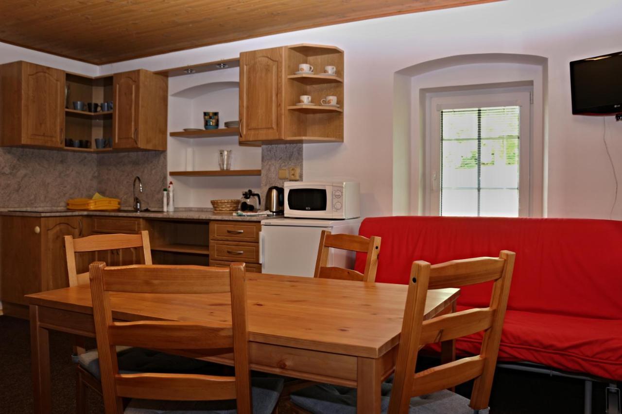 Lodge Chaloupka Slamenka Loucna pod Klinovcem